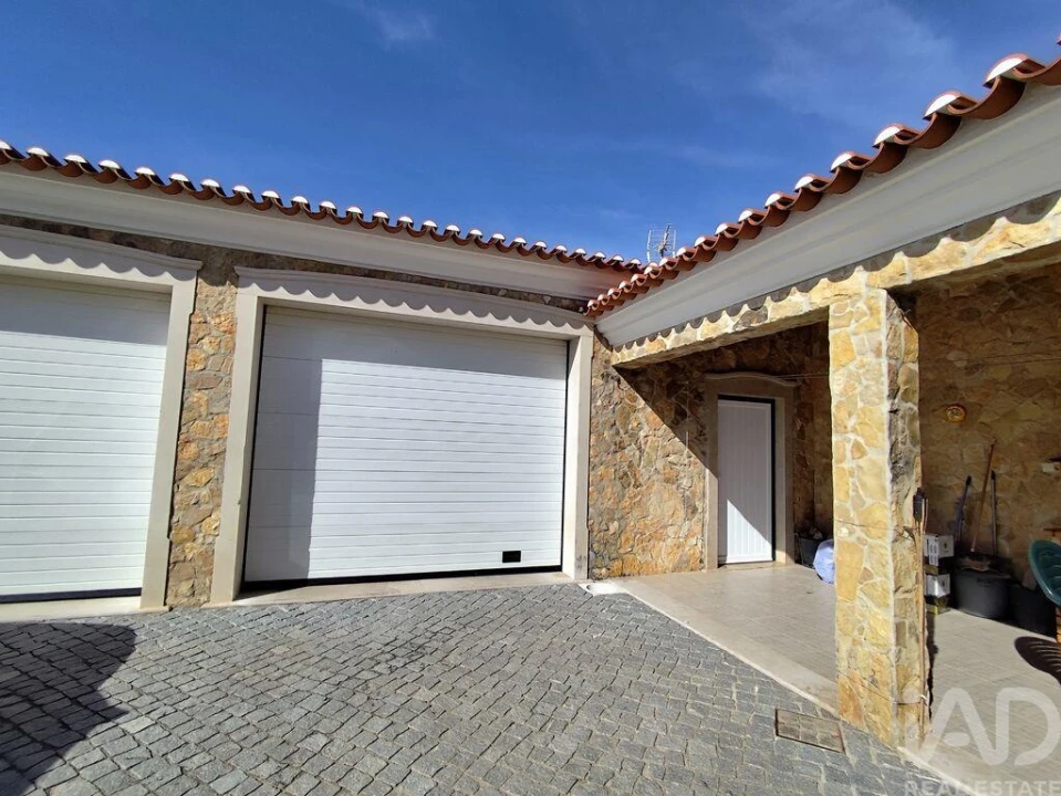 Moradia T5 para Venda em Lamas e Cercal Foto 25