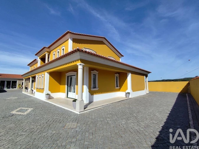 Moradia T5 para Venda em Lamas e Cercal Foto 27