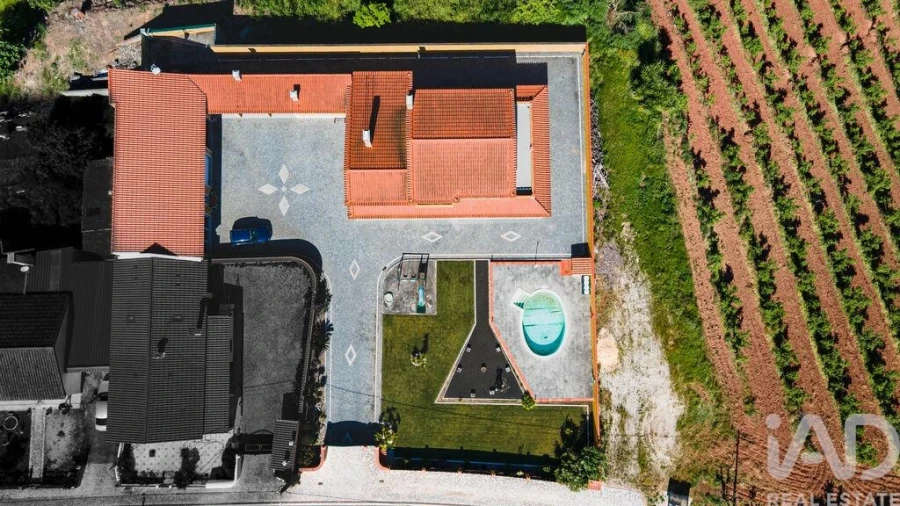 Moradia T5 para Venda em Lamas e Cercal Foto 23