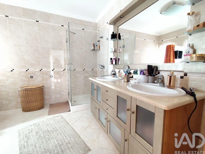 Moradia T5 para Venda em Lamas e Cercal Foto 28