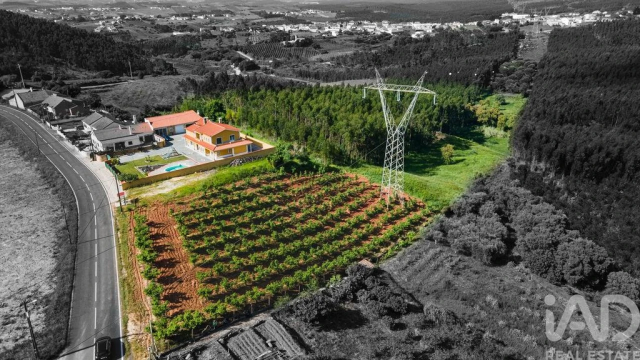 Moradia T5 para Venda em Lamas e Cercal Foto 20