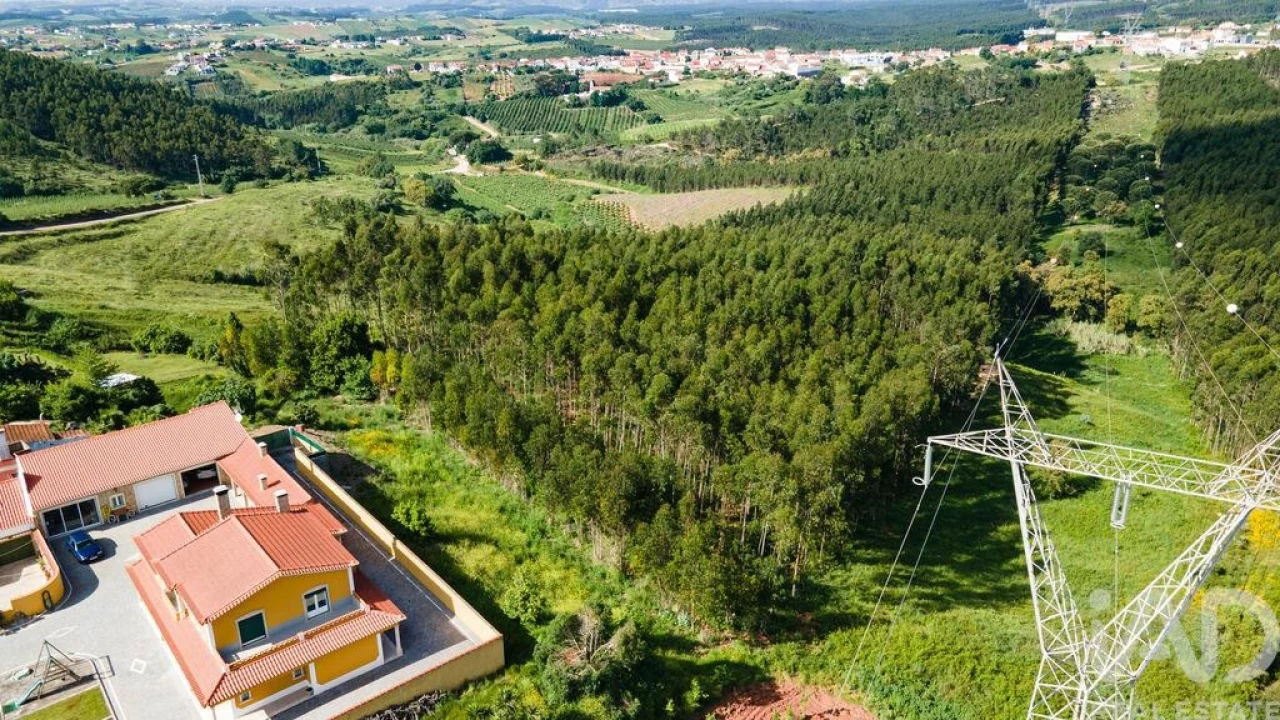 Moradia T5 para Venda em Lamas e Cercal Foto 5