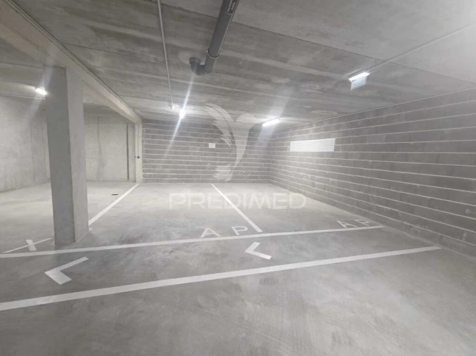 Garagem para Venda em Canidelo Foto 1