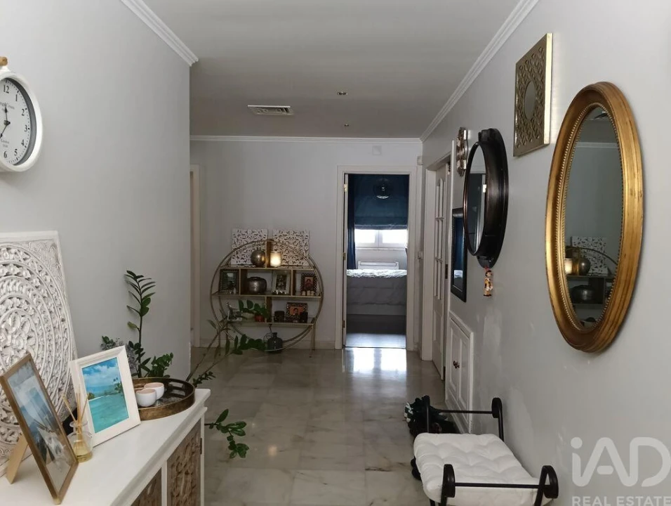 Moradia T4 para Venda em Charneca de Caparica e Sobreda Foto 5