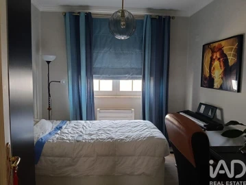 Moradia T4 para Venda em Charneca de Caparica e Sobreda