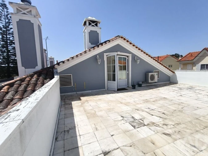 Moradia T4 para Venda em Charneca de Caparica e Sobreda Foto 26