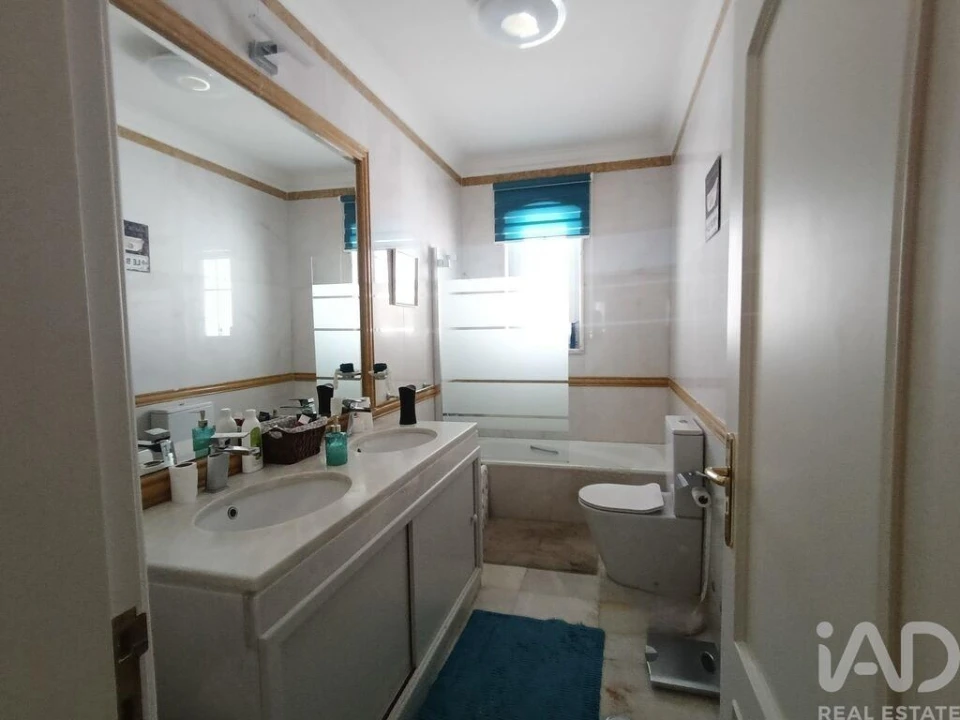 Moradia T4 para Venda em Charneca de Caparica e Sobreda Foto 15