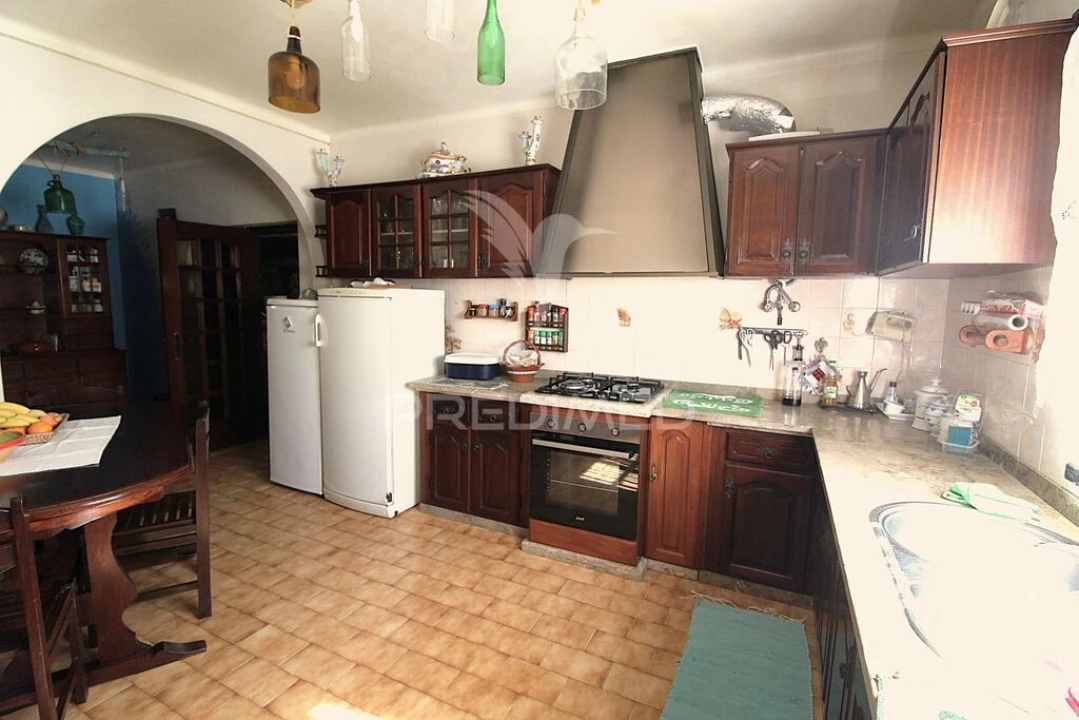 Moradia T3 para Venda em Alvados e Alcaria Foto 9