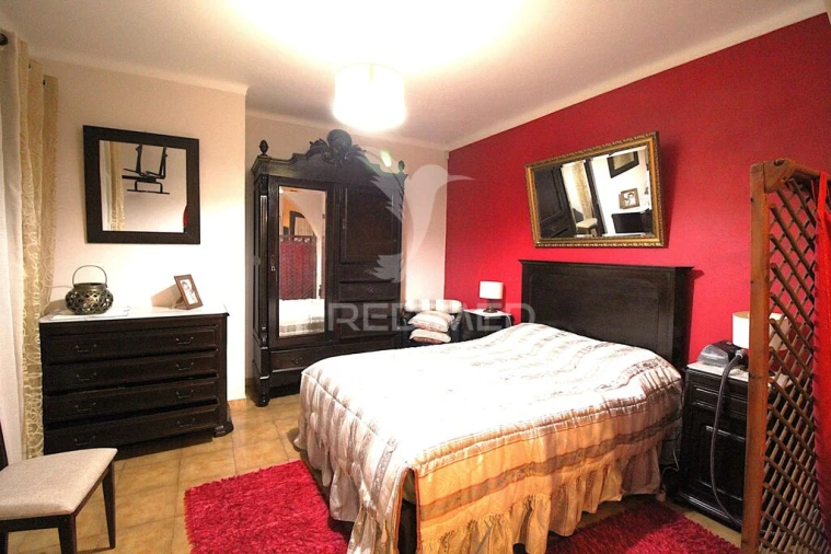 Moradia T3 para Venda em Alvados e Alcaria Foto 13