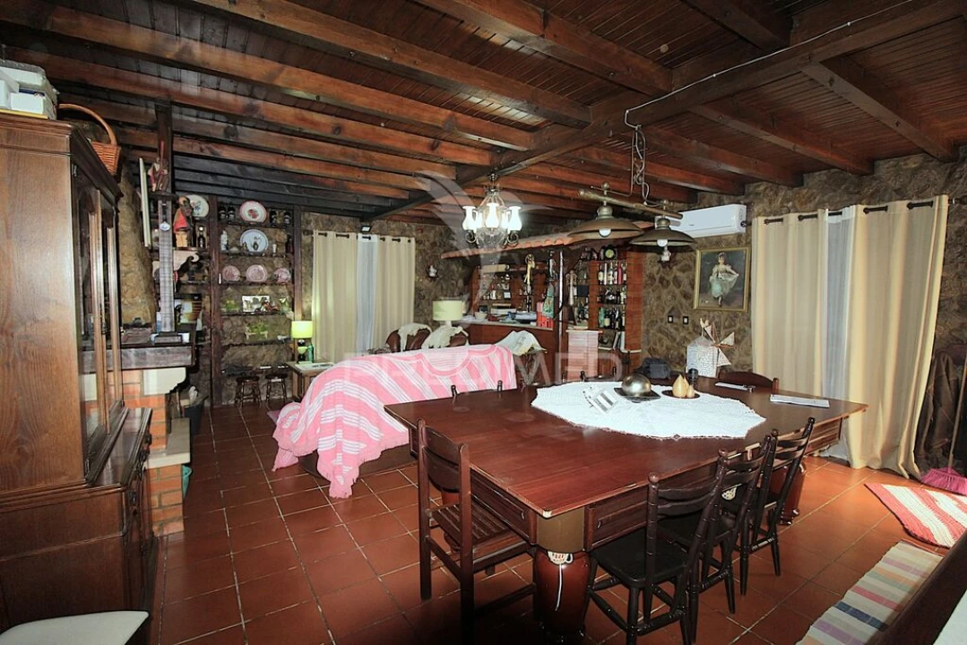 Moradia T3 para Venda em Alvados e Alcaria Foto 8