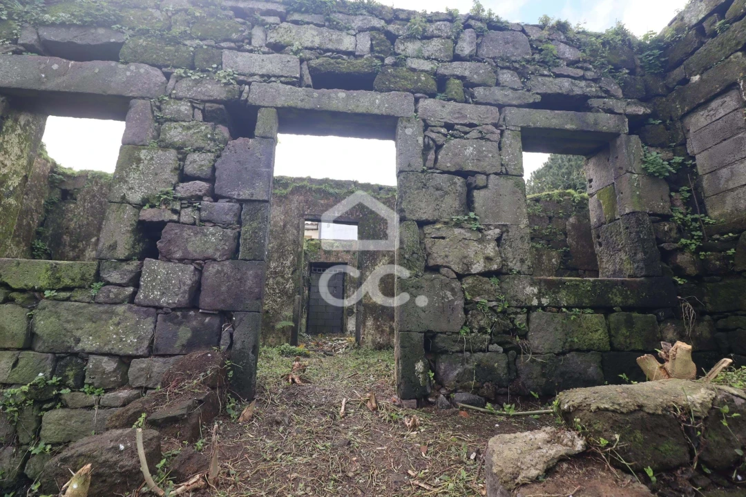 Moradia para Venda em Povoação Foto 9