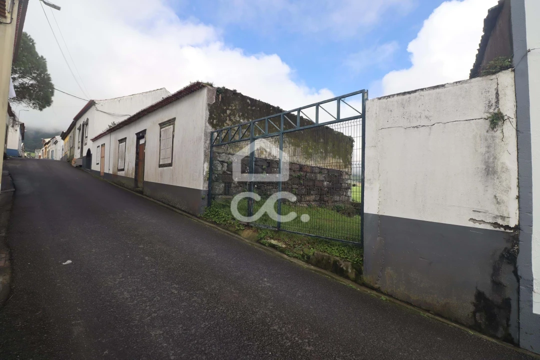 Moradia para Venda em Povoação Foto 13