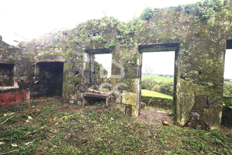 Moradia para Venda em Povoação Foto 10