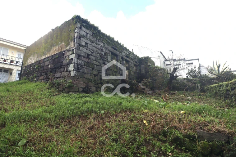 Moradia para Venda em Povoação Foto 8