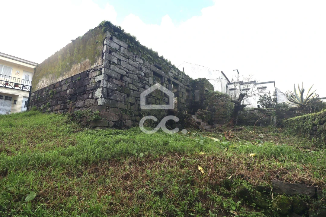 Moradia para Venda em Povoação Foto 8