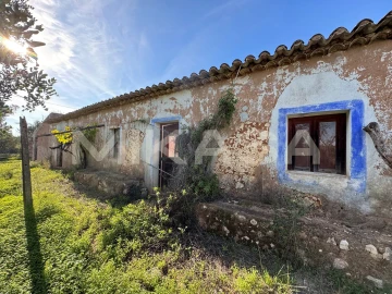 Moradia T4 para Venda em Lagos (São Sebastião e Santa Maria)