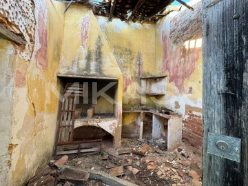 Moradia T4 para Venda em Lagos (São Sebastião e Santa Maria)