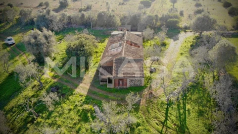 Moradia T4 para Venda em Lagos (São Sebastião e Santa Maria)