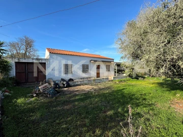 Moradia T4 para Venda em Lagos (São Sebastião e Santa Maria)