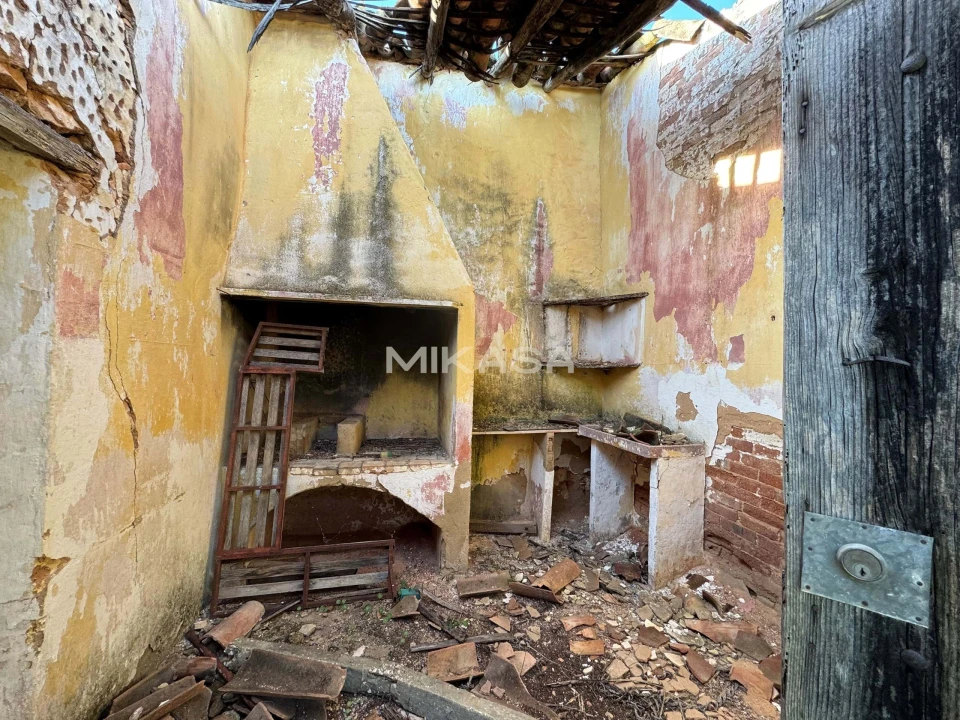 Moradia T4 para Venda em Lagos (São Sebastião e Santa Maria) Foto 37