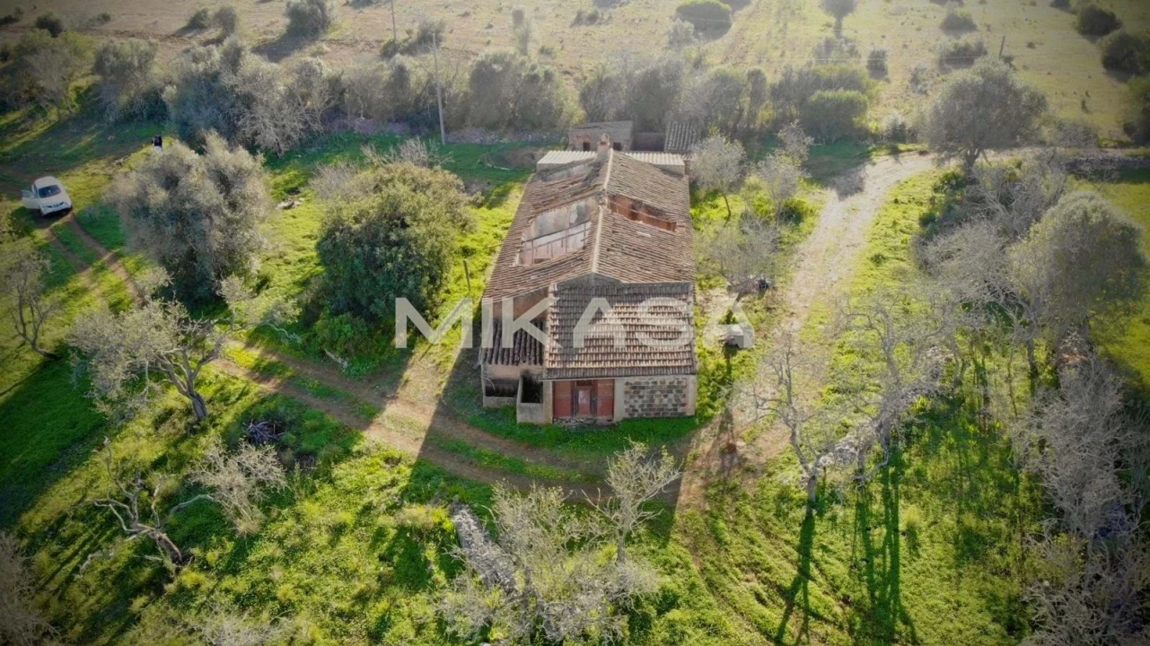 Moradia T4 para Venda em Lagos (São Sebastião e Santa Maria) Foto 9