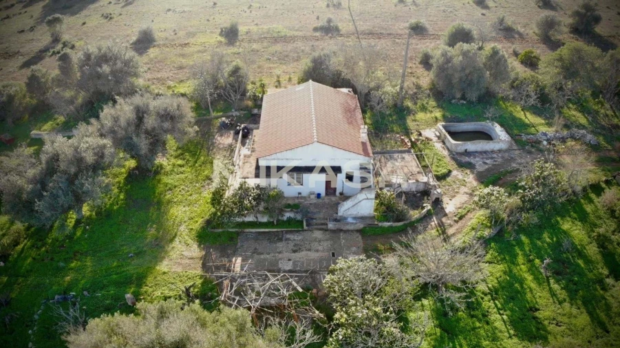 Moradia T4 para Venda em Lagos (São Sebastião e Santa Maria) Foto 3