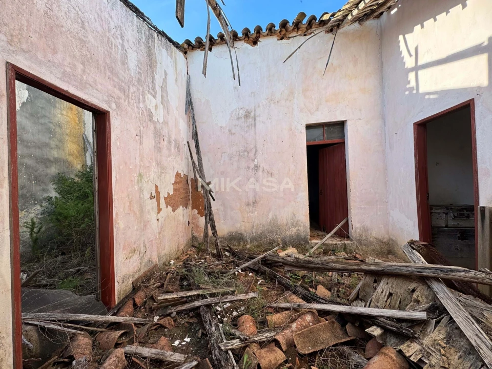 Moradia T4 para Venda em Lagos (São Sebastião e Santa Maria) Foto 38