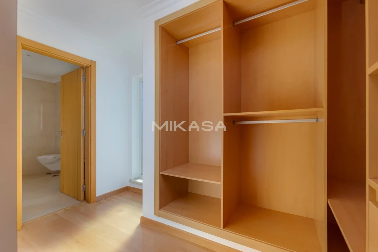 Moradia T4 para Venda em Luz Foto 19