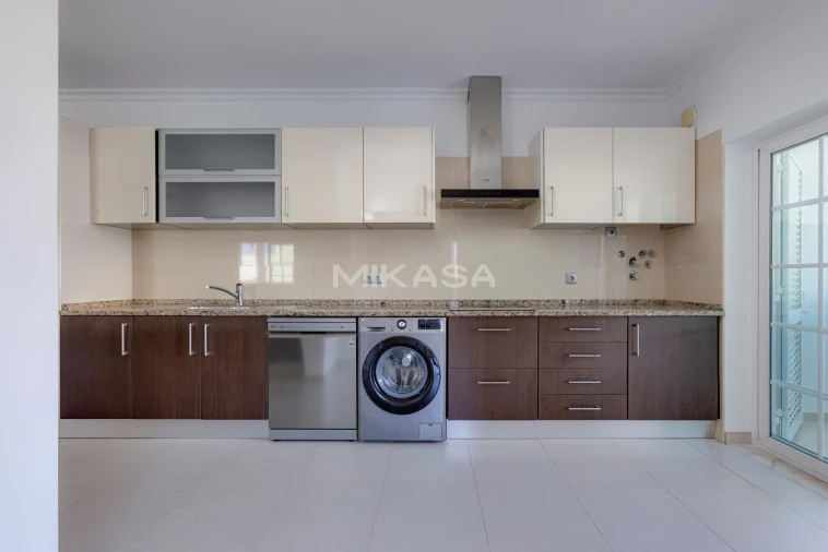 Moradia T4 para Venda em Luz Foto 10