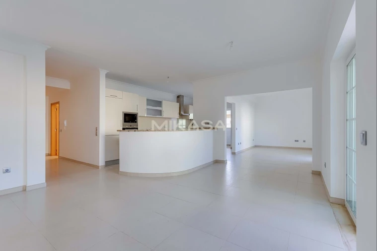 Moradia T4 para Venda em Luz Foto 7