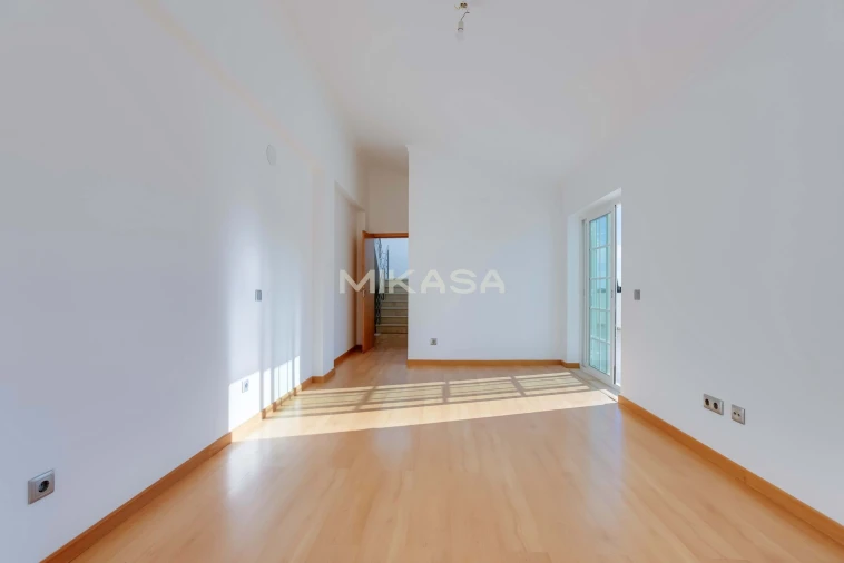 Moradia T4 para Venda em Luz Foto 23