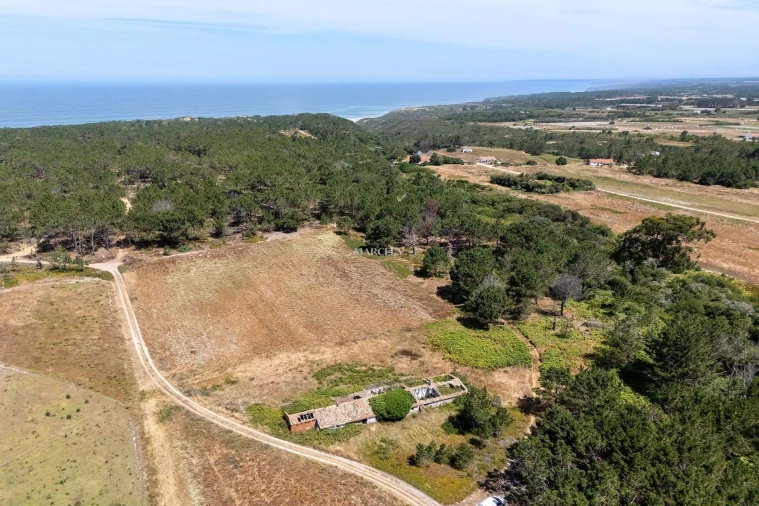 Terreno para Venda em Rogil Foto 12
