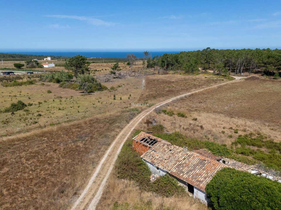 Terreno para Venda em Rogil Foto 4