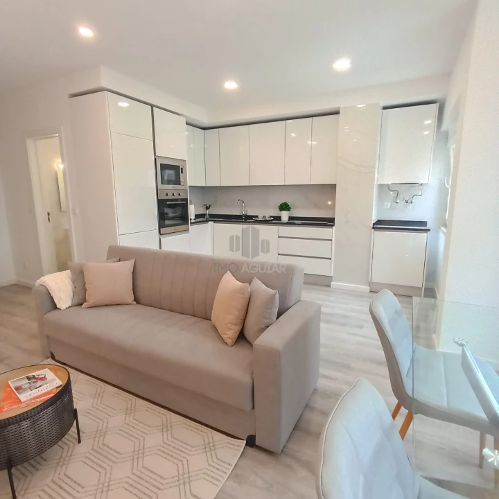 Apartamento T3 para Venda em São Domingos de Benfica Foto 4