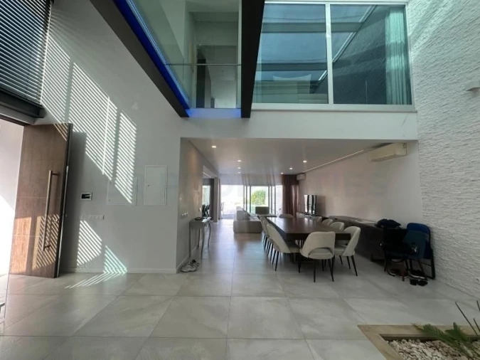 Moradia T4 para Venda em Montenegro Foto 19