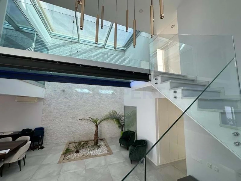 Moradia T4 para Venda em Montenegro Foto 27