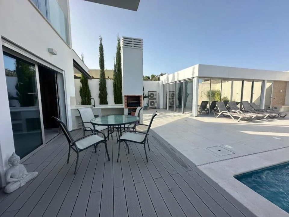 Moradia T4 para Venda em Montenegro Foto 37