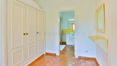 Apartamento T1 para Venda em Quarteira