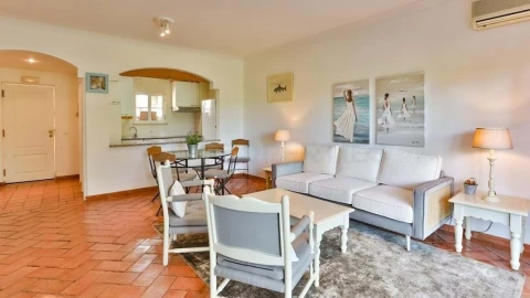 Apartamento T1 para Venda em Quarteira