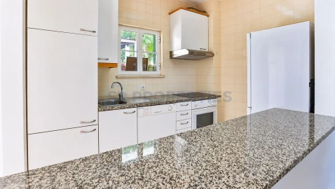 Apartamento T1 para Venda em Quarteira