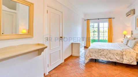 Apartamento T1 para Venda em Quarteira