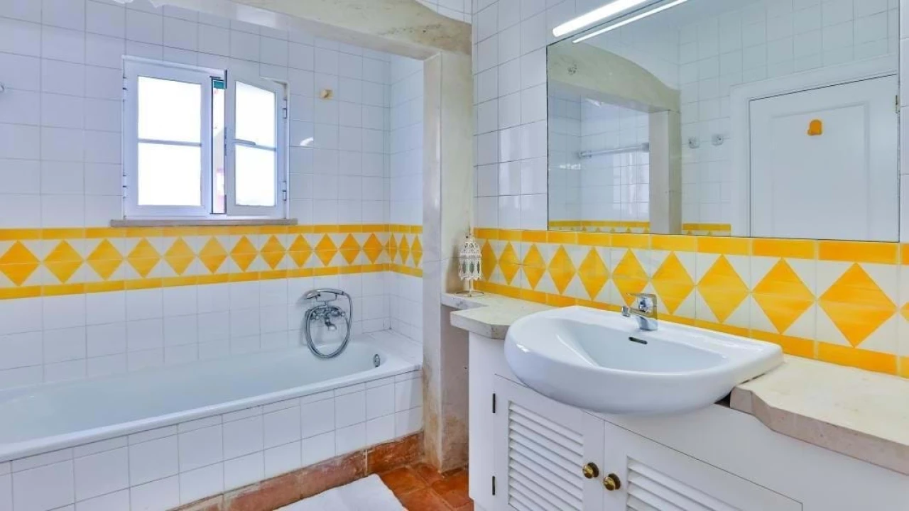 Apartamento T1 para Venda em Quarteira Foto 20