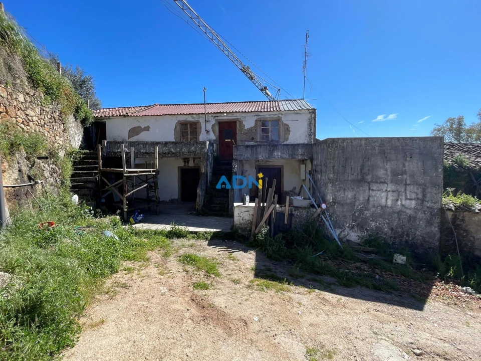 Moradia T4 para Venda em Zebreira e Segura Foto 1