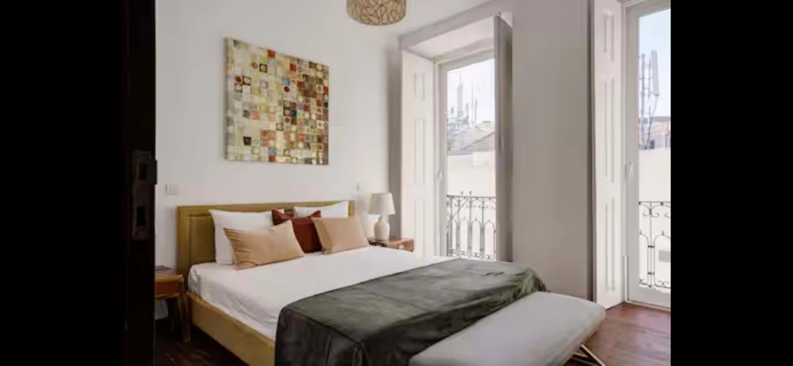 Apartamento T5 para Venda em Santa Maria Maior Foto 8