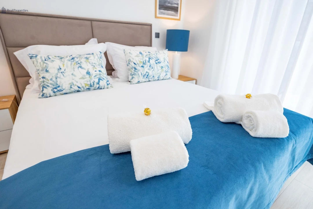 Apartamento T2 para Arrendamento em Quarteira Foto 19