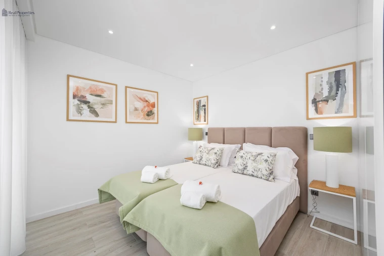 Apartamento T2 para Arrendamento em Quarteira Foto 1