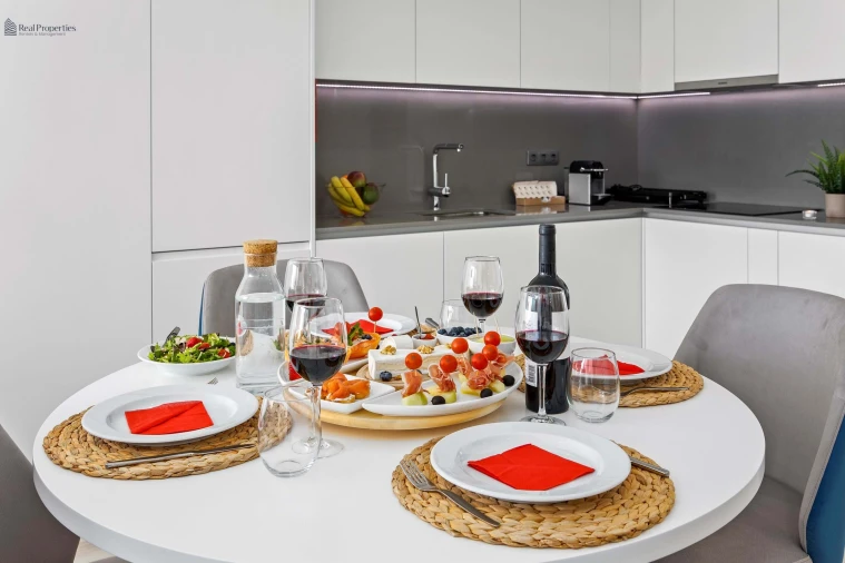 Apartamento T2 para Arrendamento em Quarteira Foto 7