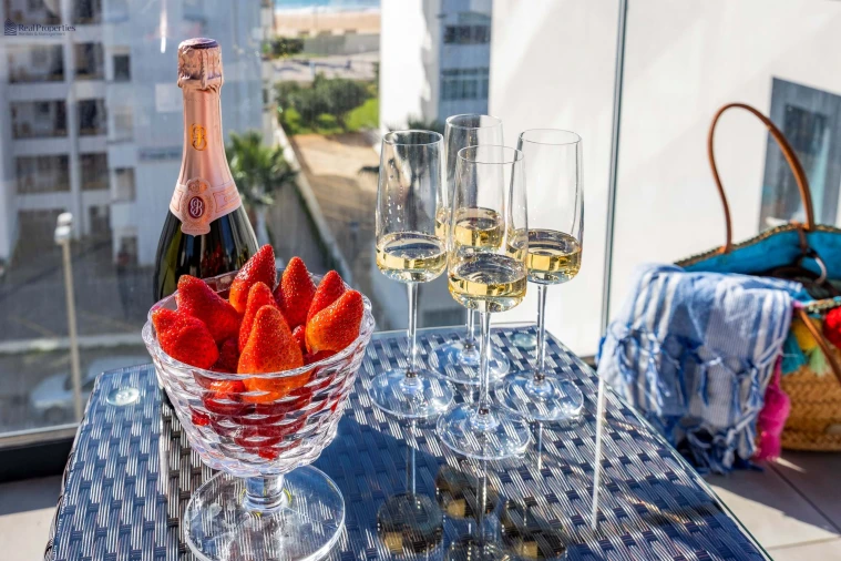 Apartamento T2 para Arrendamento em Quarteira Foto 15