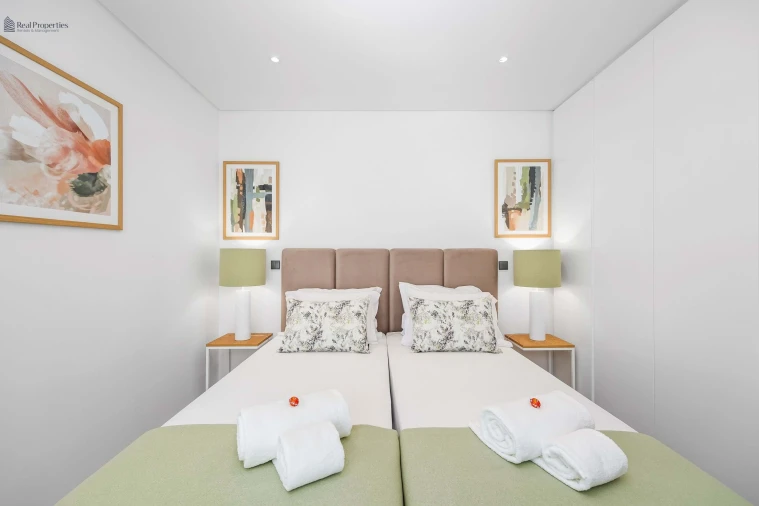 Apartamento T2 para Arrendamento em Quarteira Foto 20