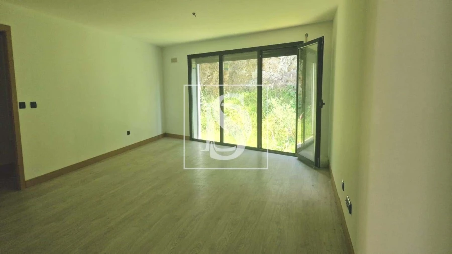 Apartamento T3 para Venda em Fornelos Foto 2